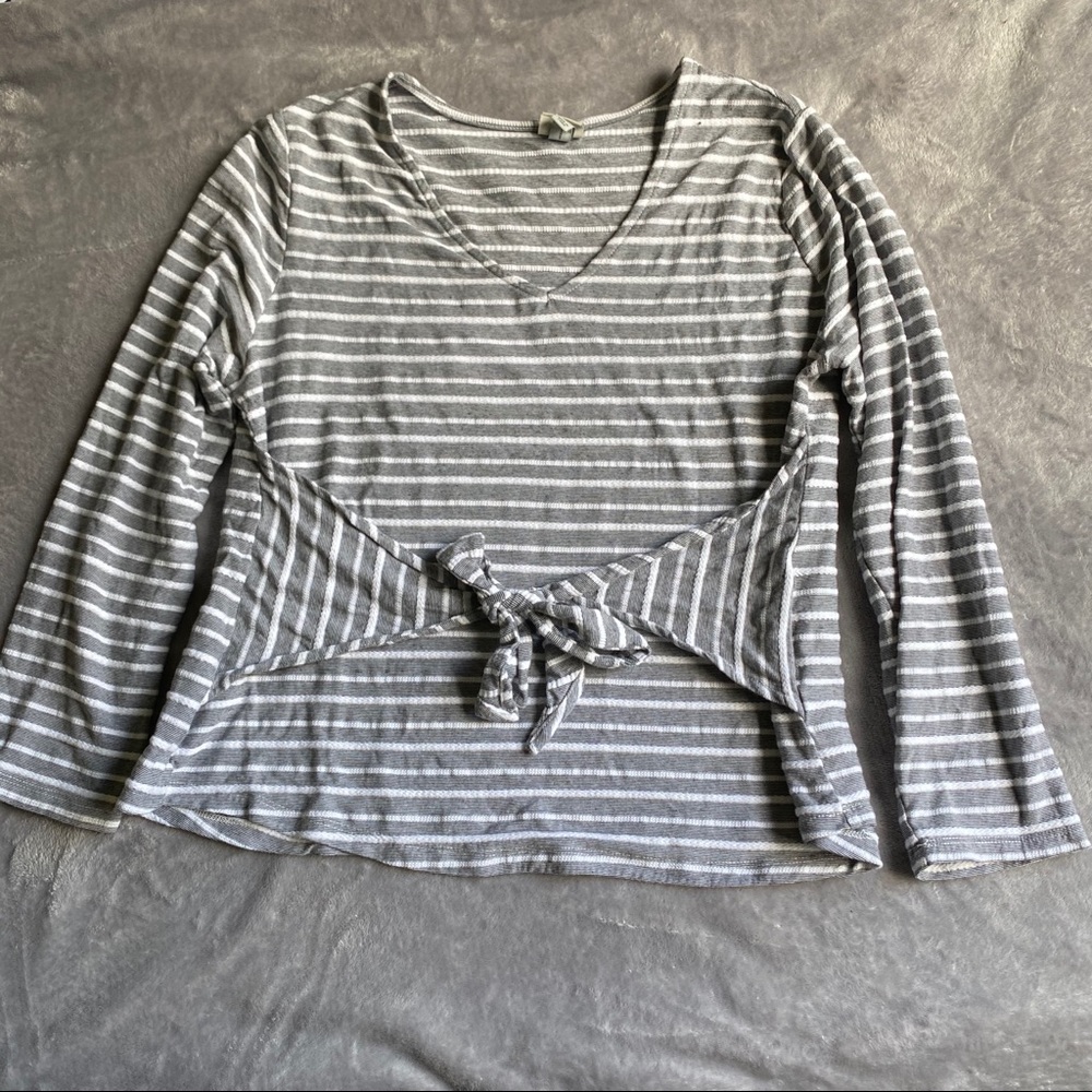 Gray Tie-Waist Shirt